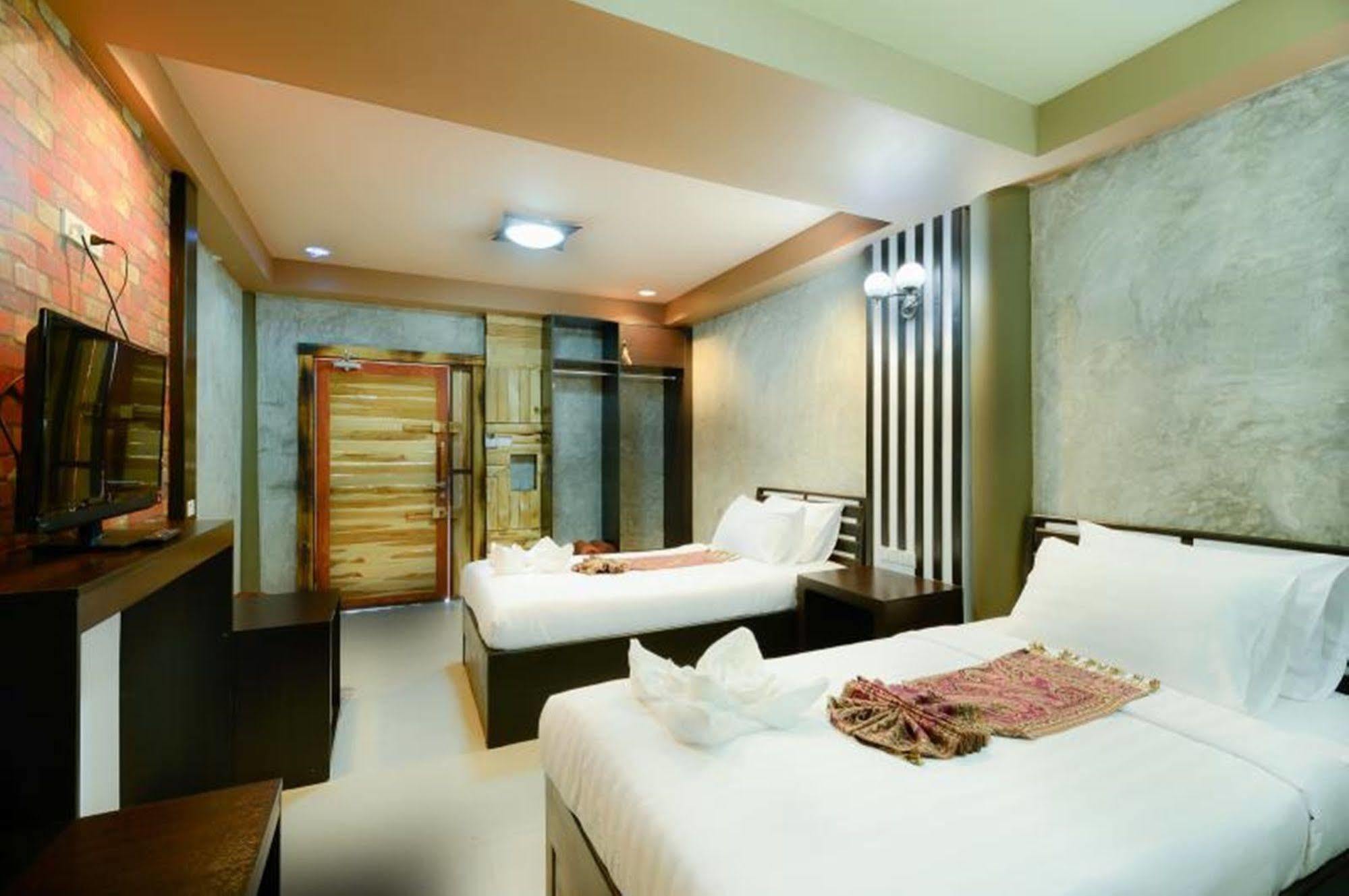 The Riverpool Resort And Spa Kanchanaburi Exterior foto